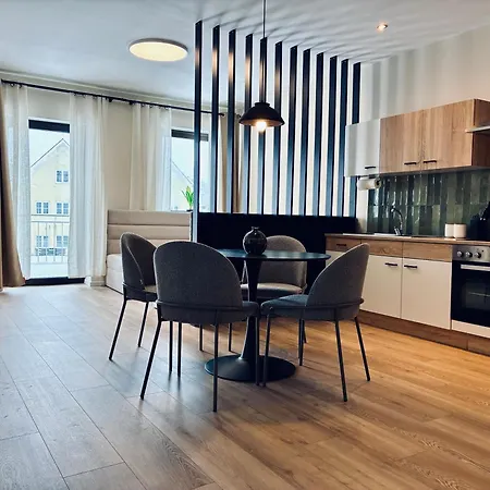 Schwanstein Zentrum Apartman *