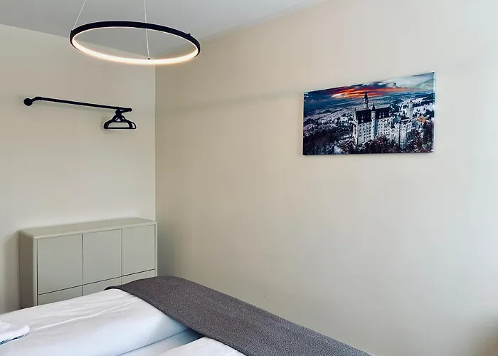 Schwanstein Zentrum *